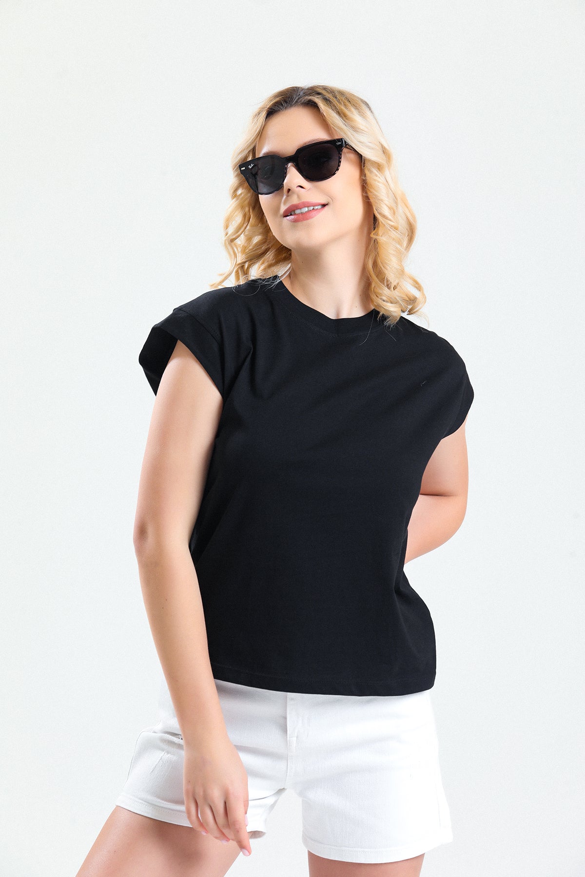 Beyaz Kısa Kollu Basic T shirt